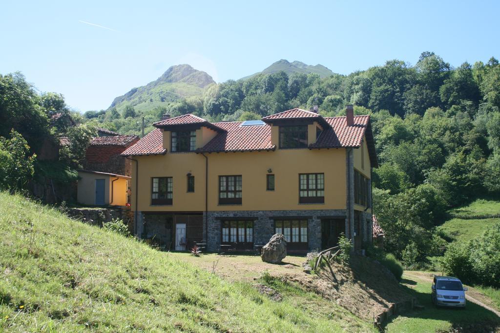 Hotel El Quesar De Gamoneo Gamonedo de Cangas Esterno foto
